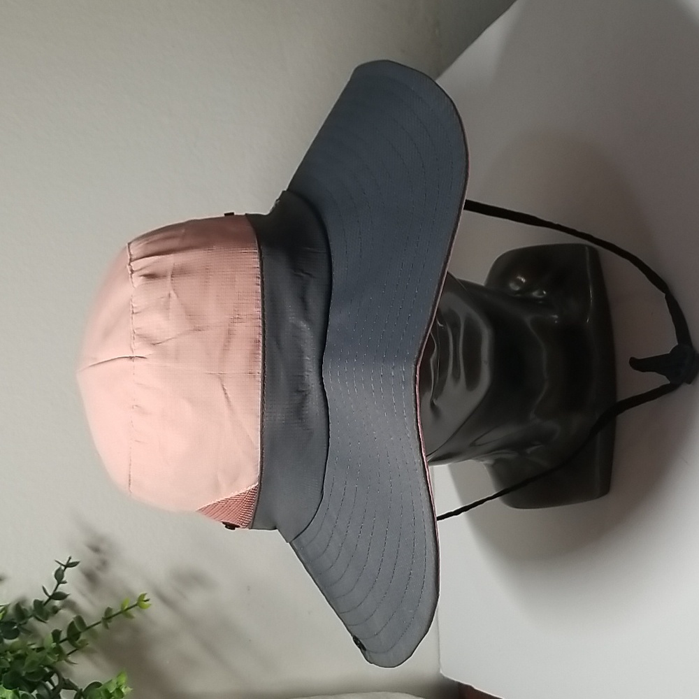 Womens Summer Sun Hat Wide Brim Outdoor UV Protection Hat Foldable Ponytail Buck